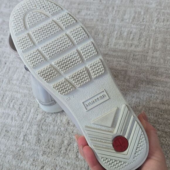 Hunter | Gray Ankle Rain Boots - Picture 4 of 7